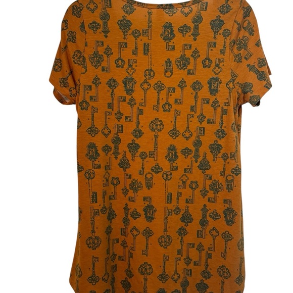 LuLaRoe Classic T, mustard gold, skeleton key motifs, size small - Picture 5 of 9